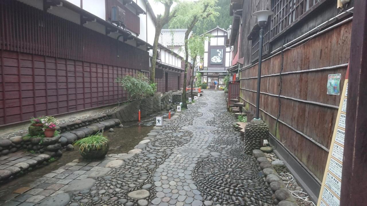 Hotel Yanaka No Taisuke Gujo Esterno foto